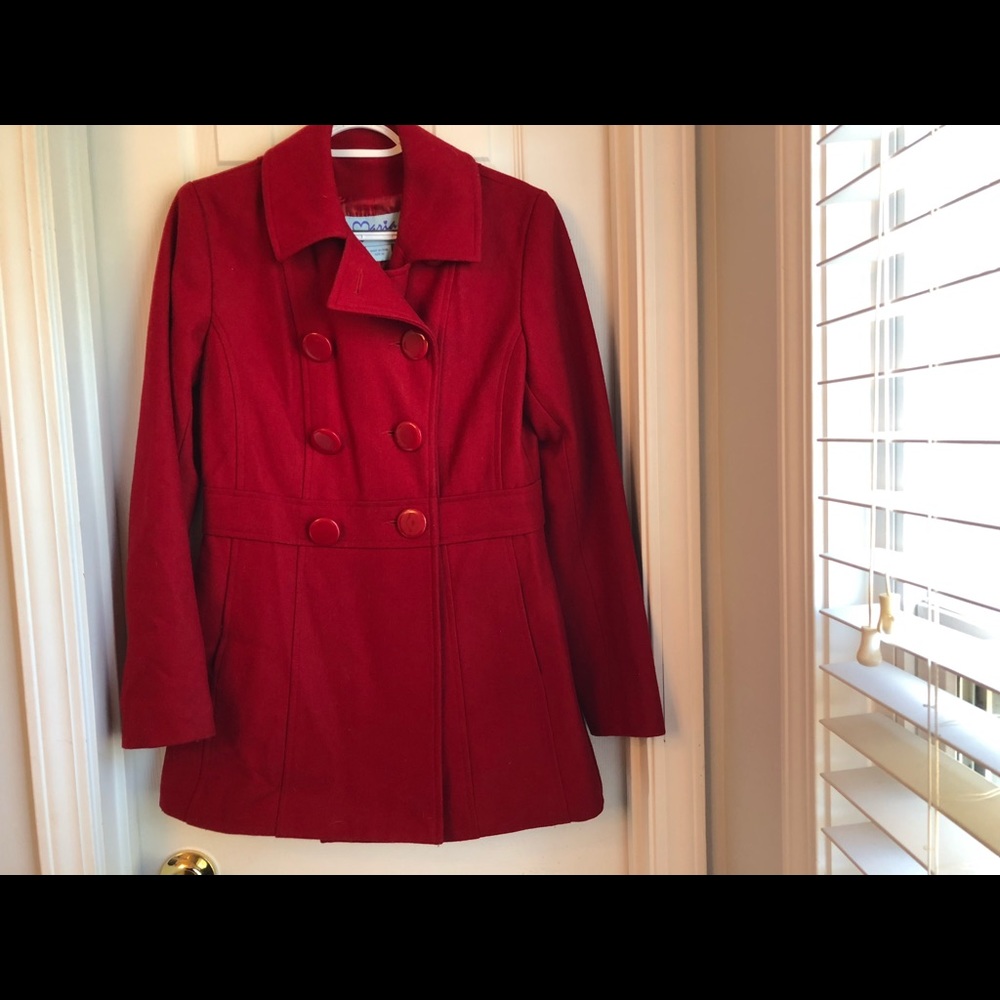 Women’s Red Peacoat...Hot!!